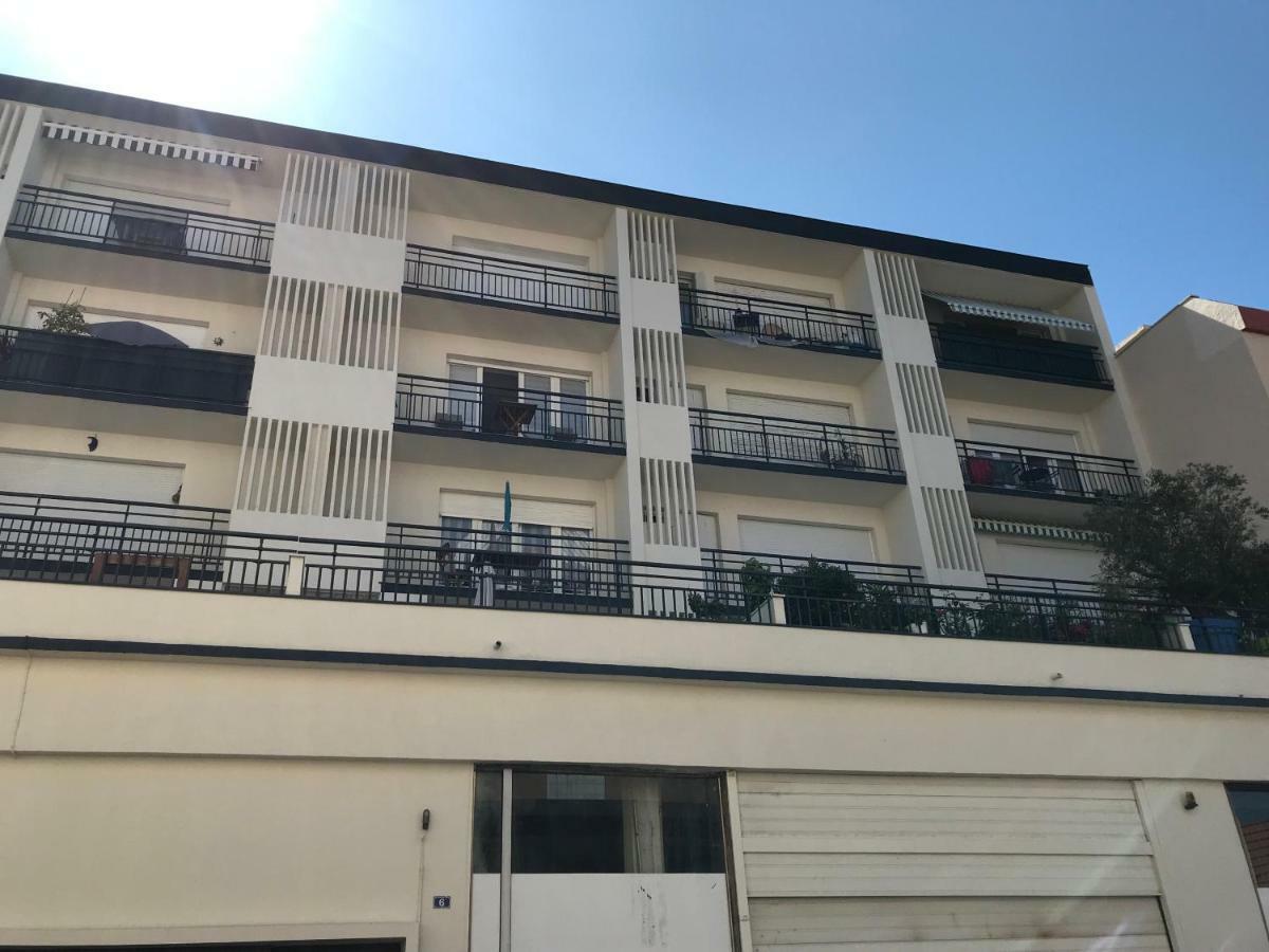 T1Bis Centre D'Arcachon Avec Balcon Apartment Luaran gambar